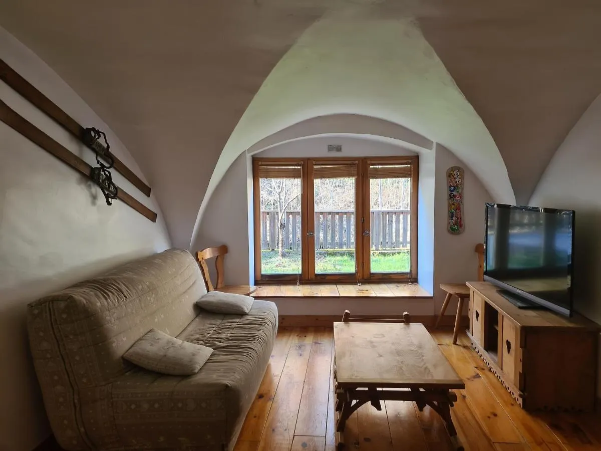 Appartement Le Preau à Ornon 0*,  France