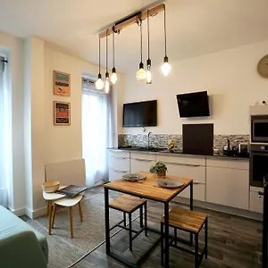 Le 12 * Hyper Centre* Appartement Lorient